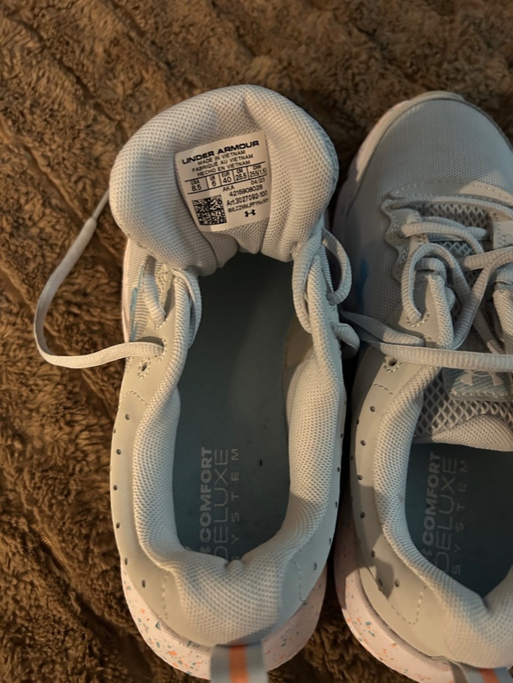 Under Armour women's  White Sneakers with Orange Accent. Never worn - Picture 6 of 6